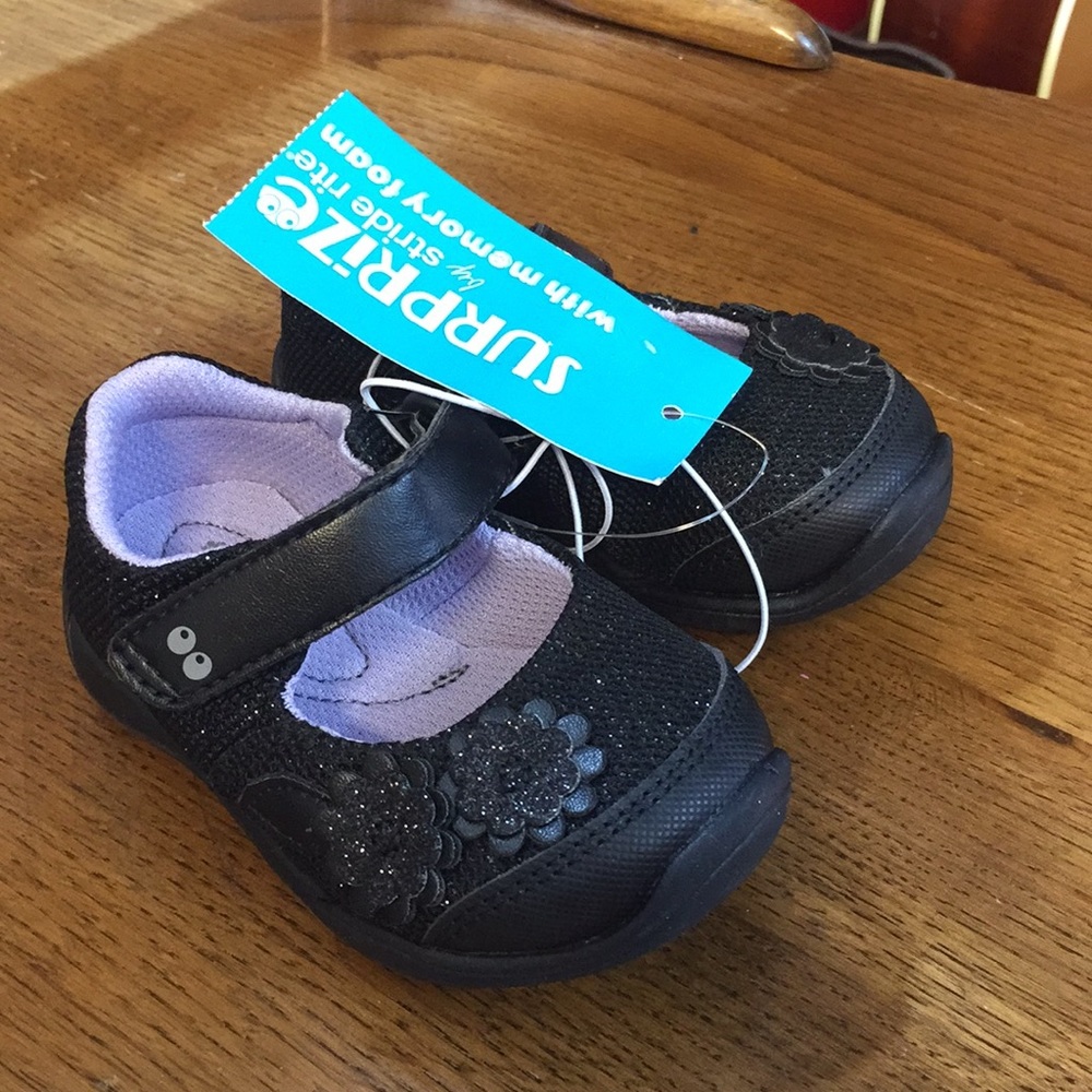 For sale is a pair of shoes size 4